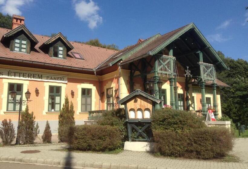 ベッドアンドブレックファースト St. Hubertus étterem és Panzió