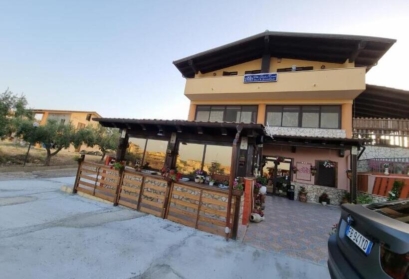 ベッドアンドブレックファースト Villa Jolanda & Carmelo