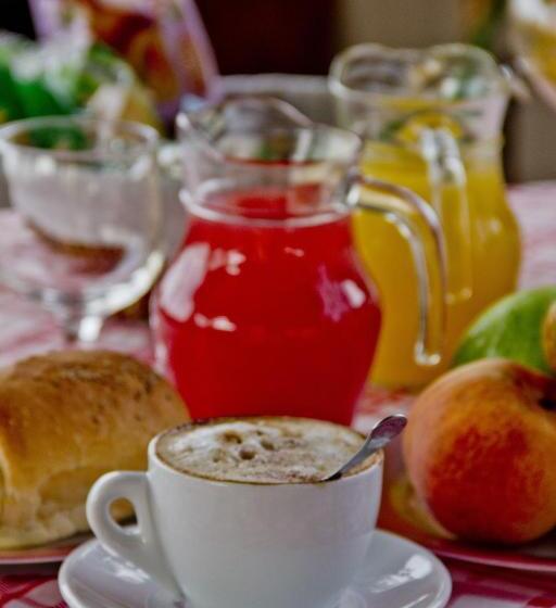 ベッドアンドブレックファースト Villa Jolanda & Carmelo