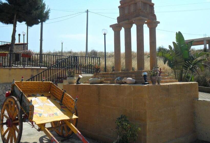 مبيت وإفطار Villa Jolanda & Carmelo