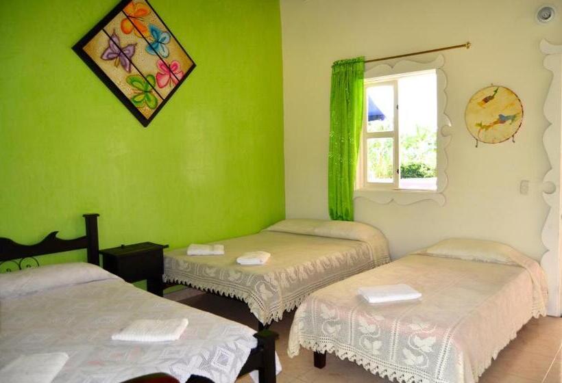 هتل Finca Azulinas