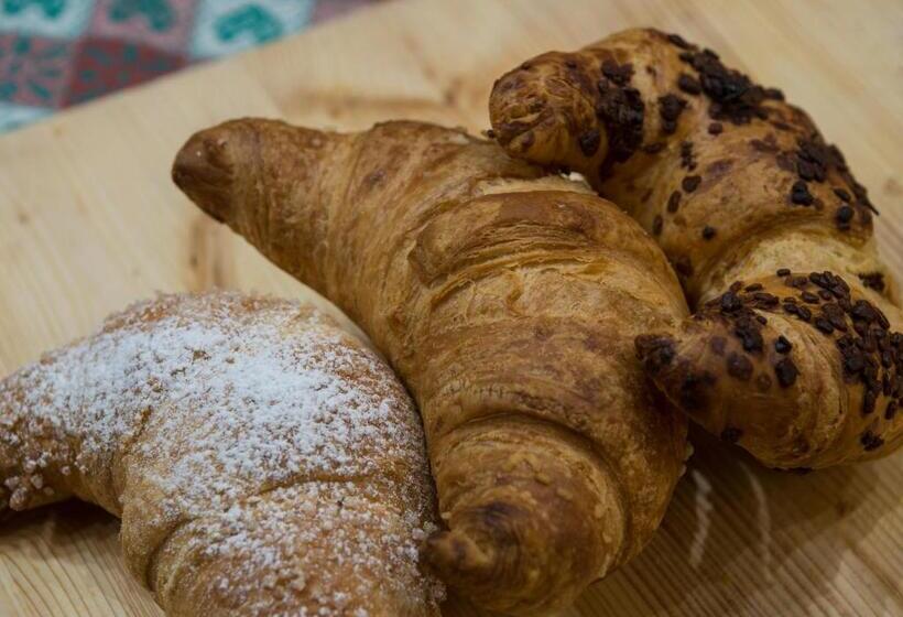 בית מלון כפרי Albergo Montagna Di Luce