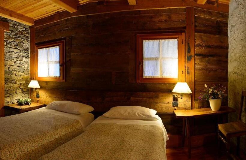 בית מלון כפרי Albergo Montagna Di Luce