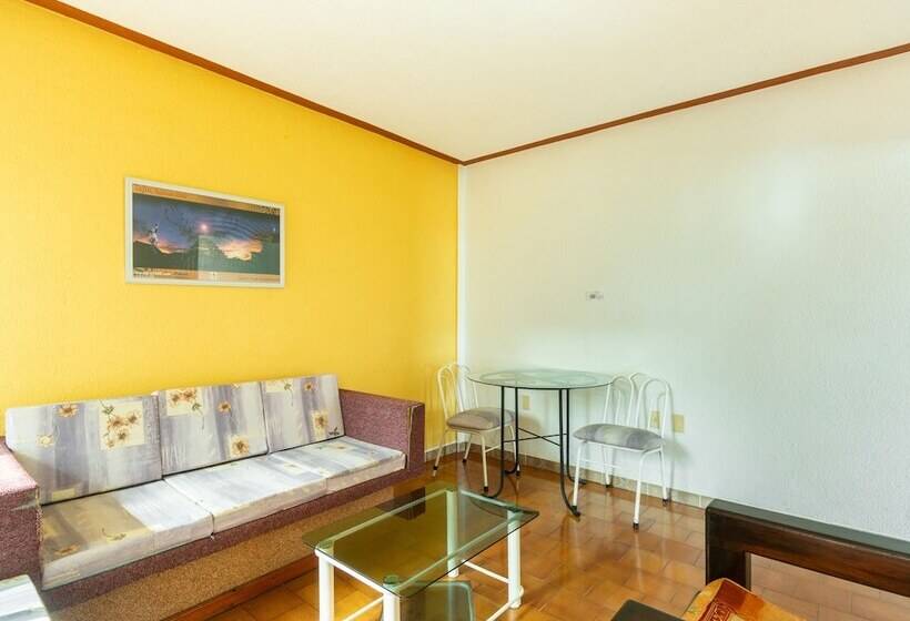 酒店 OYO Casa Blanca