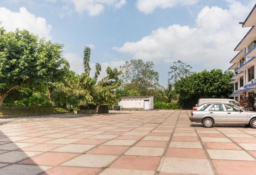 酒店 OYO Casa Blanca