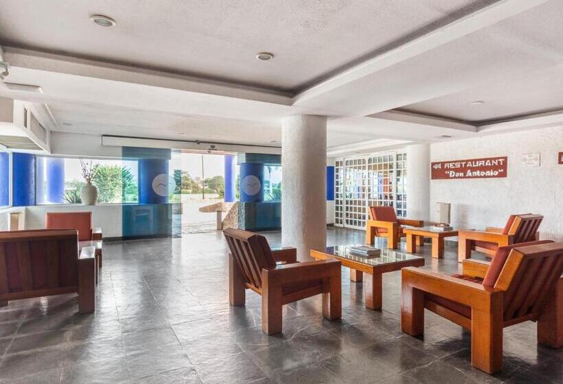 酒店 OYO Casa Blanca