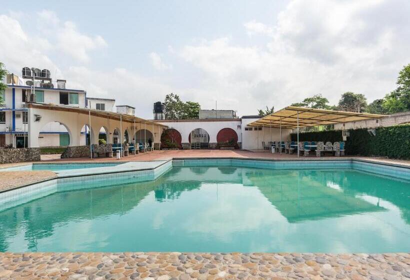 酒店 OYO Casa Blanca