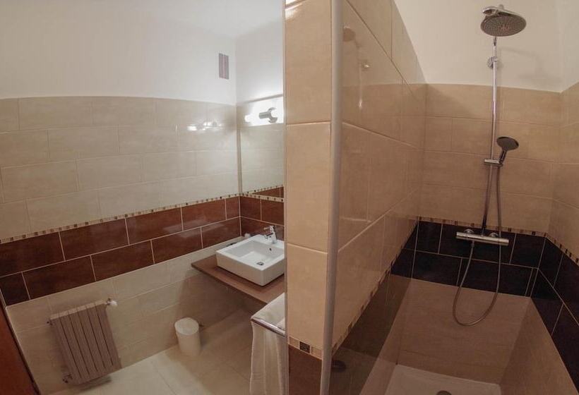 בית מלון כפרי Corsica   Porto Corse