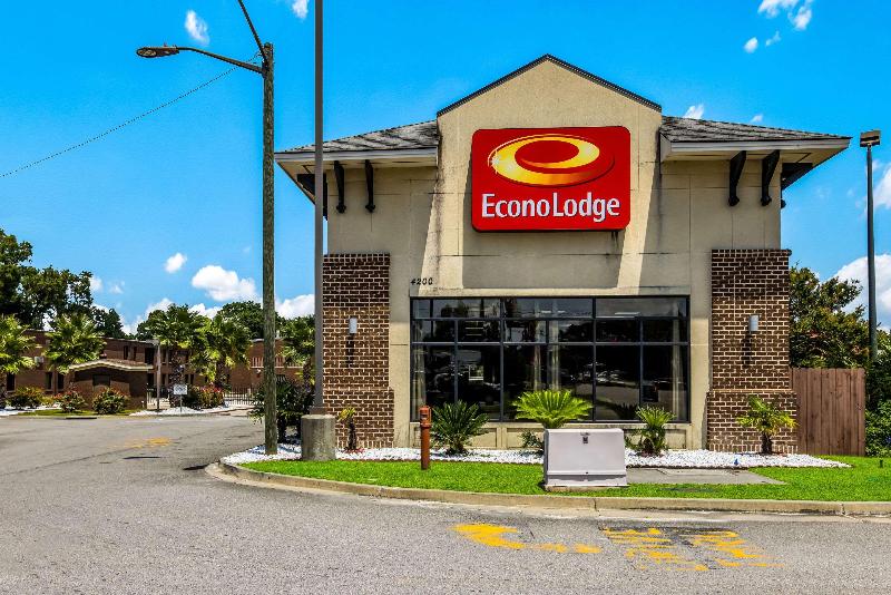 Отель Econo Lodge