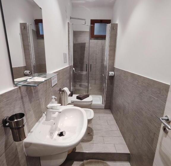 Отель Faraglione