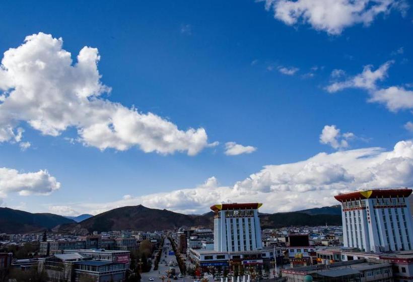 호텔 Hilton Garden Inn Shangrila