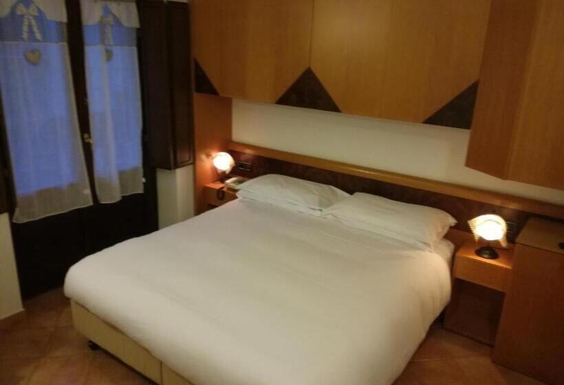 호텔 Lo Scoiattolo