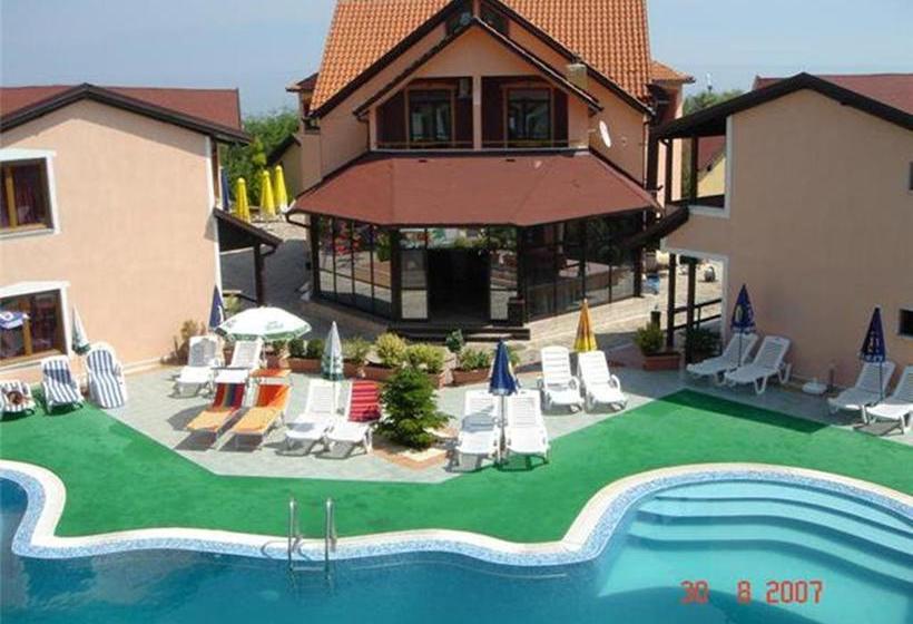 בית מלון כפרי Lyhnidas