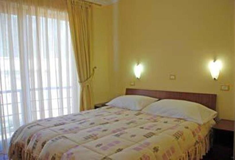 בית מלון כפרי Lyhnidas