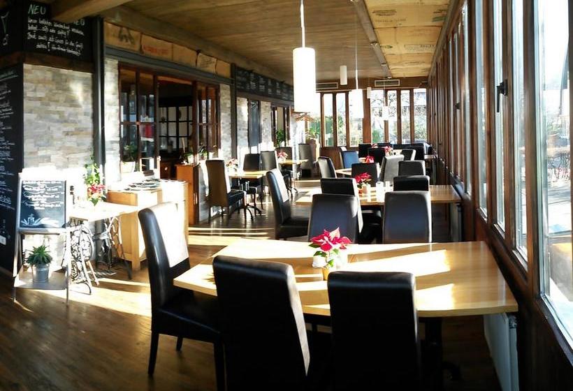 Отель Mehlounge Cafe & Restaurant