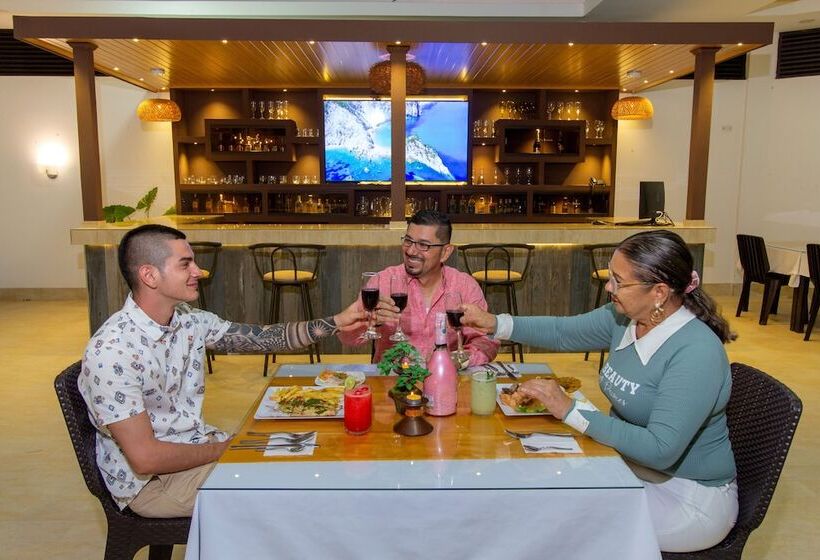 Отель Oasis De La Colina Boutique