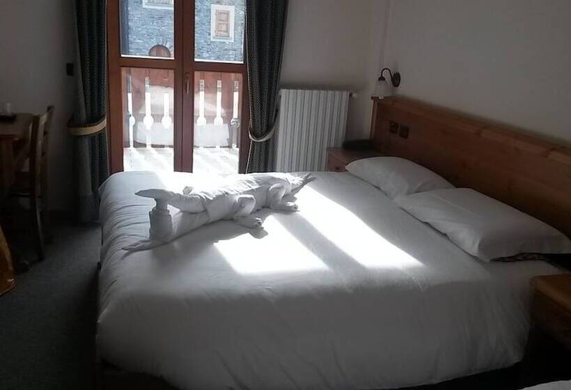 Отель Albergo Valle Del Bitto
