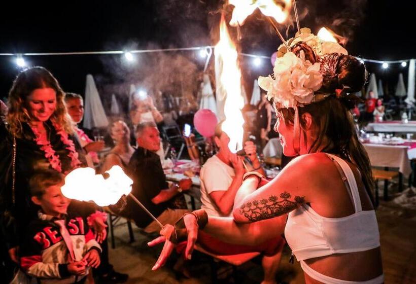 בית מלון כפרי Rosalba   Valentini Family Village