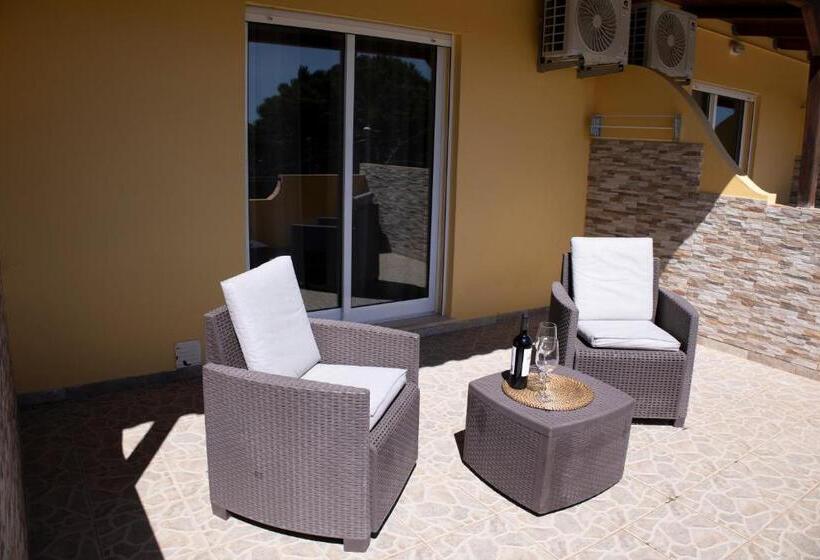 ホテル Rural Rocha Da Gralheira