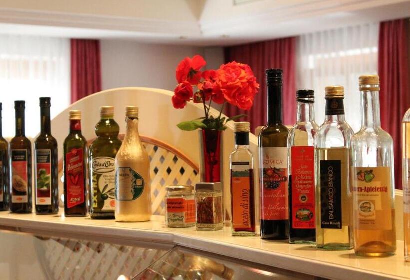 ホテル Schwarzer Adler