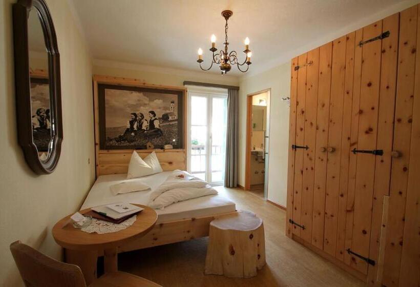 ホテル Schwarzer Adler