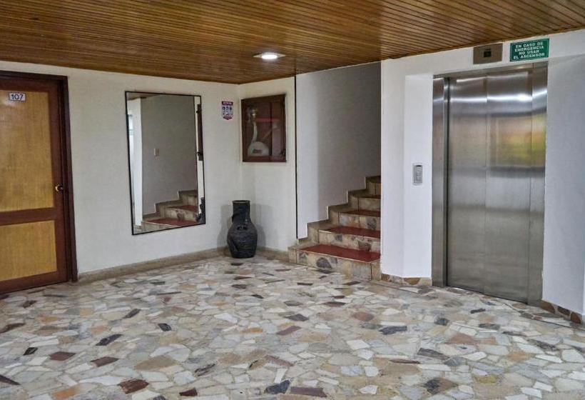 هتل Suarel Center