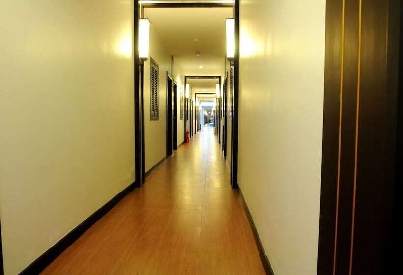 Отель The O Valley