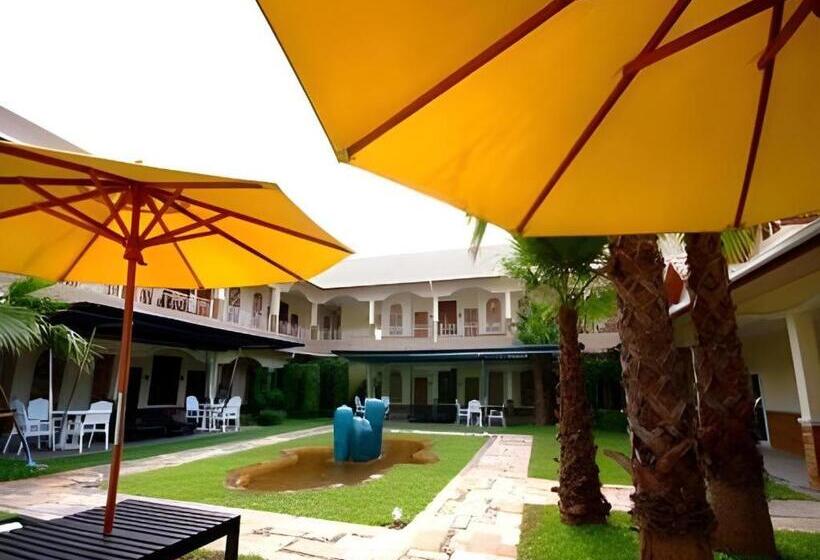 Отель The O Valley