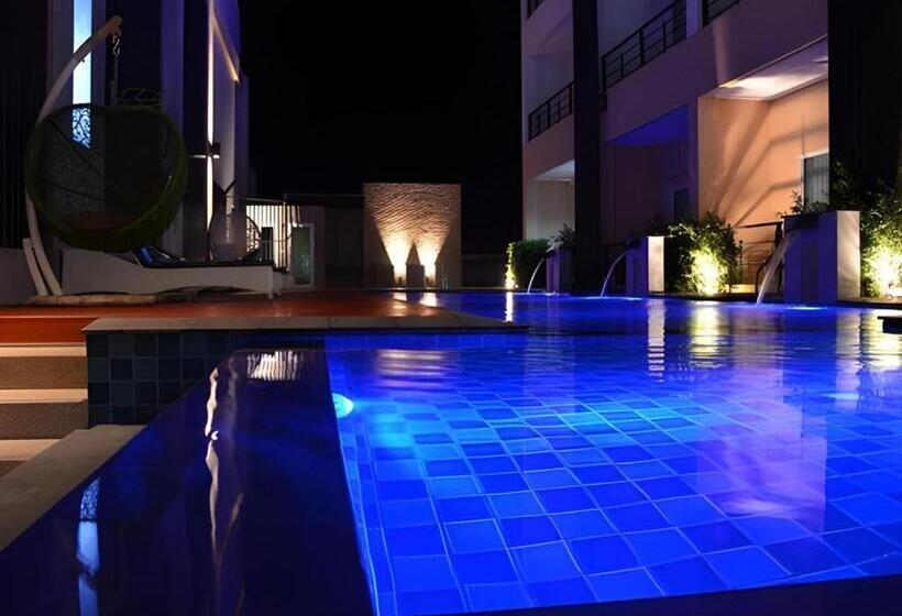 Отель The O Valley