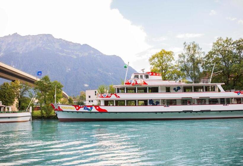 בית מלון כפרי The River Village