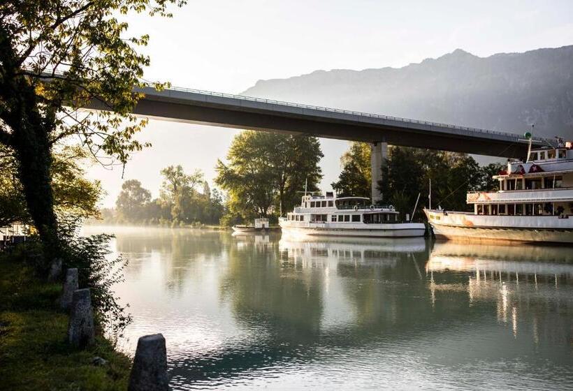 בית מלון כפרי The River Village