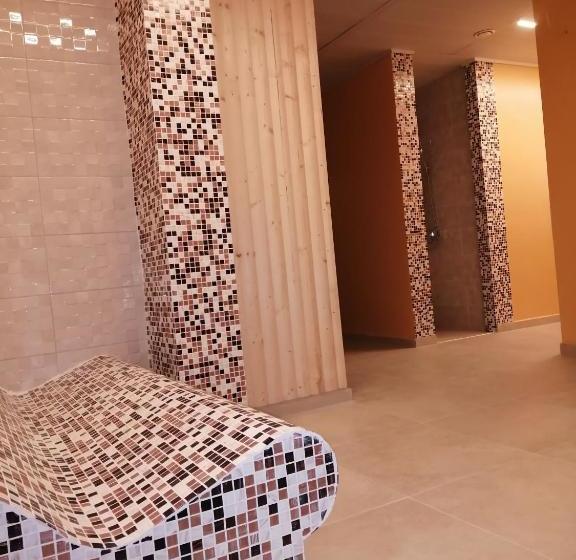 Tryavna Lake Hotel & Spa