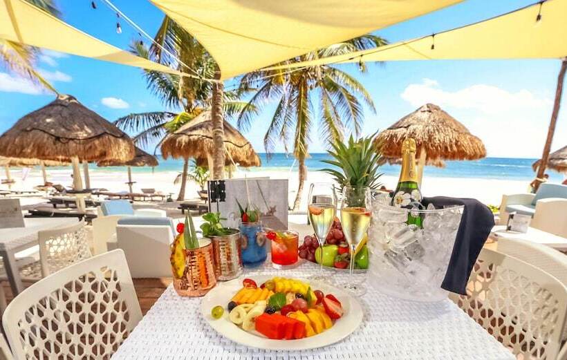 酒店 Villa Las Estrellas Tulum Located At The Party Zone