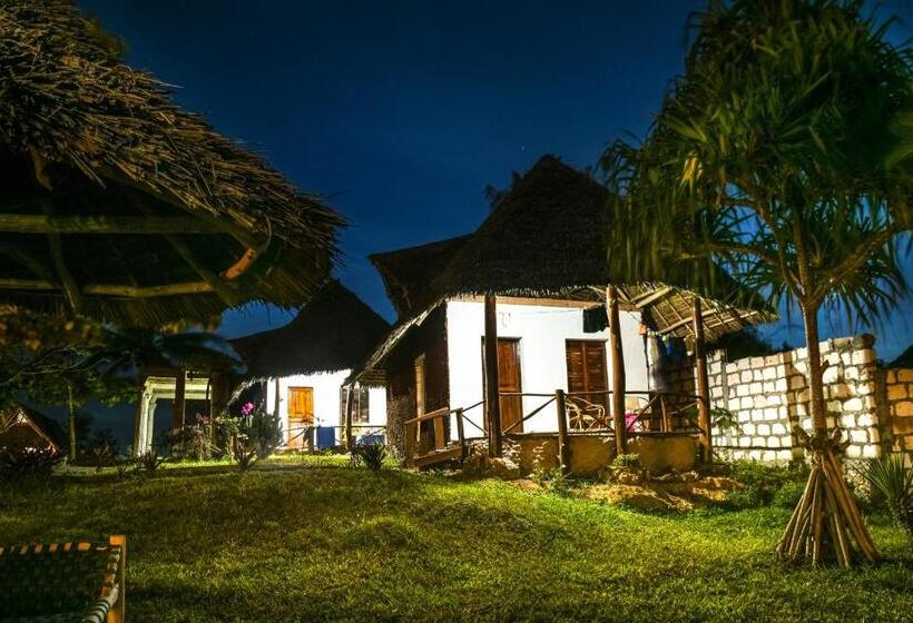 ホテル Zanzi Rest Bungalow