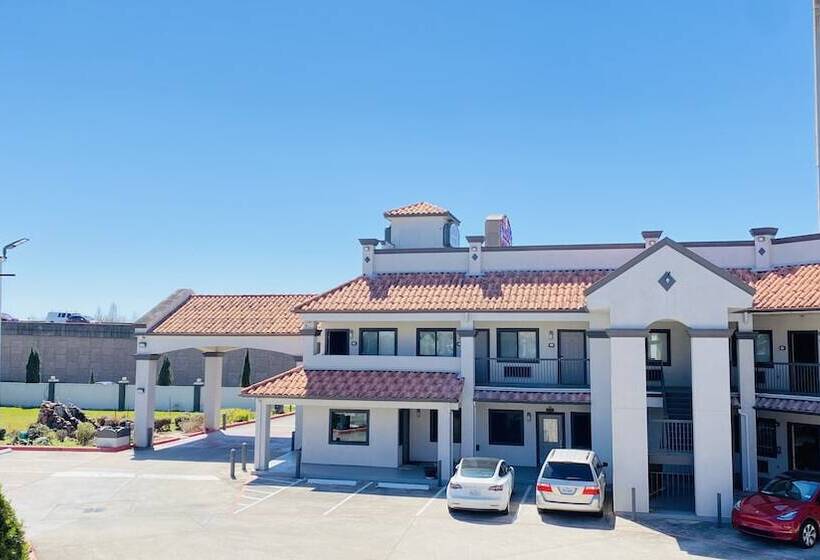 Мотель Island Suites Hobby Airport