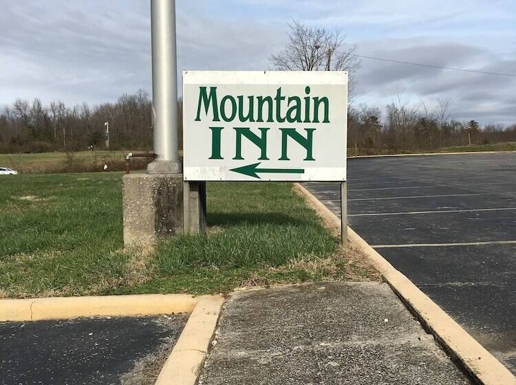 فندق على الطريق Mountain Inn