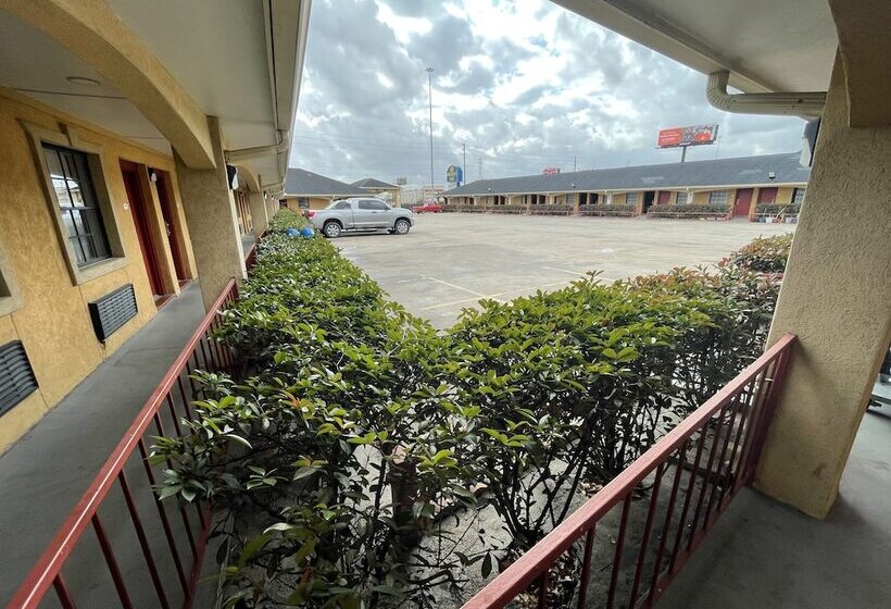 모텔 Regency Inn   Channelview