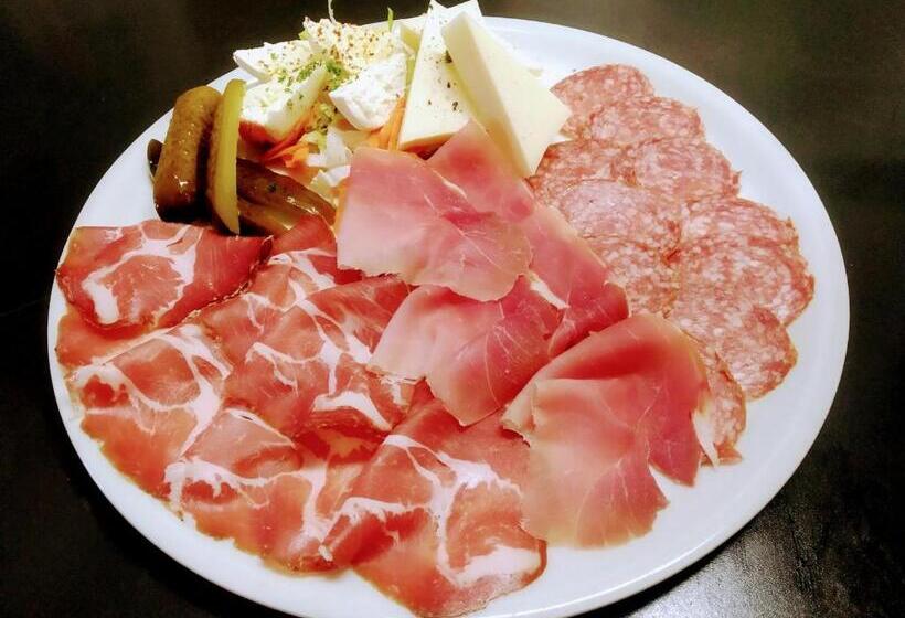 Mountain Hotel Osteria Di Montagna La Peonia Monte Generoso