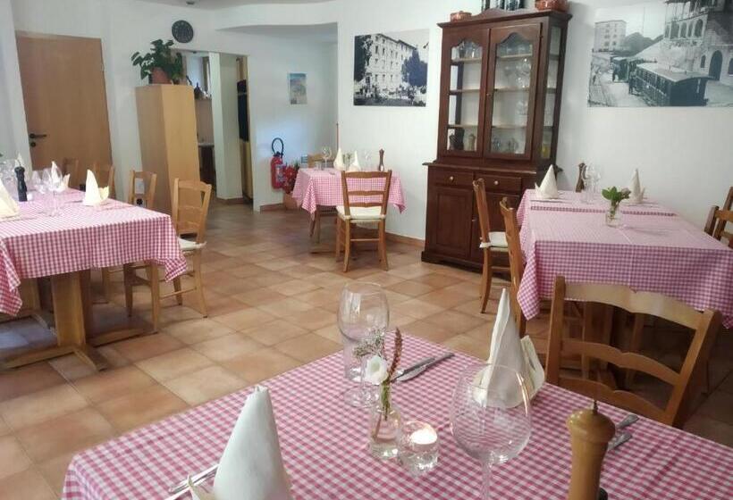 Mountain Hotel Osteria Di Montagna La Peonia Monte Generoso