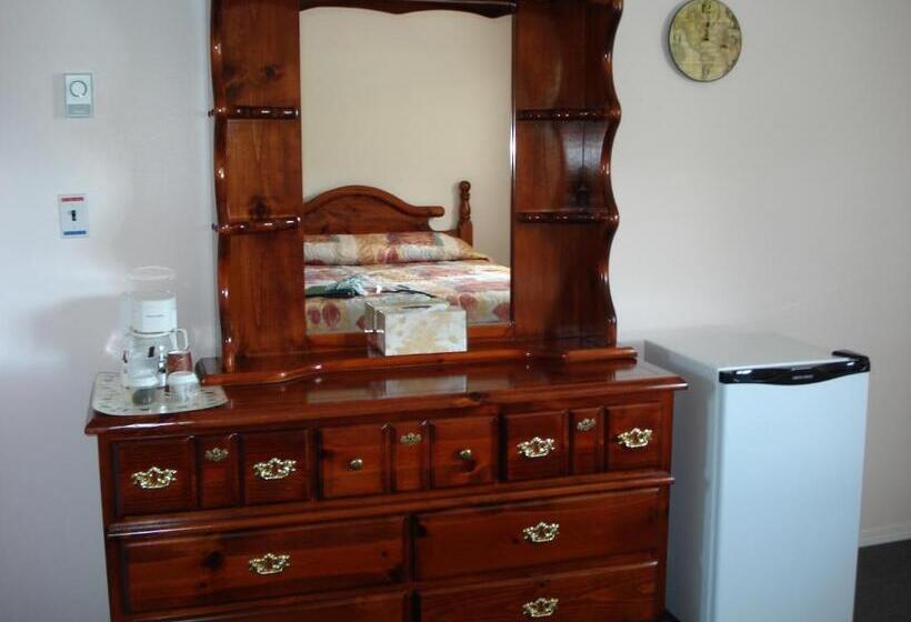 Mountain Springs Motel & Rv Park