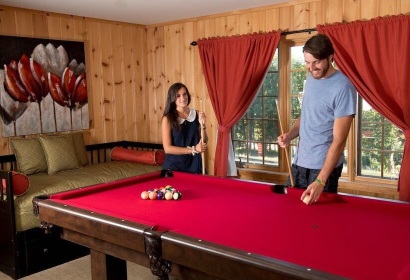 استراحتگاه Chalets Lac à La Truite