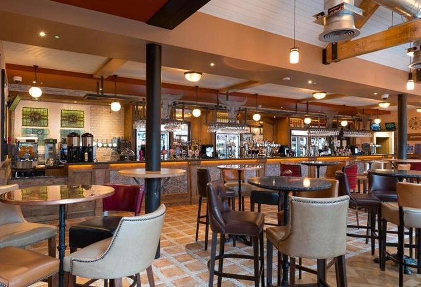 The Bull & Stirrup Hotel Wetherspoon