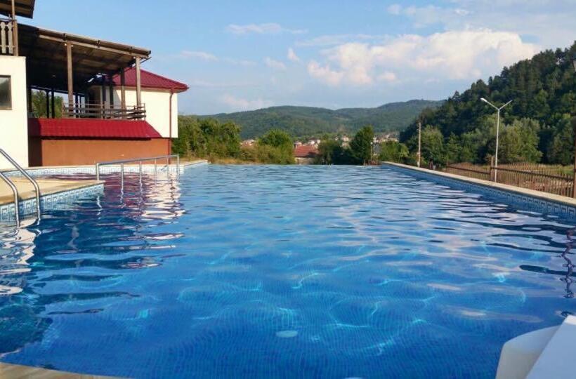 Tryavna Lake Hotel & Spa