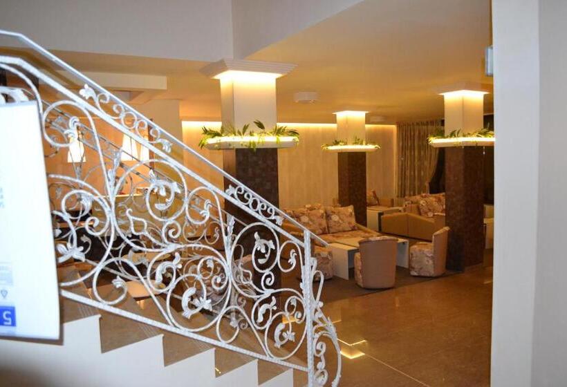 Tryavna Lake Hotel & Spa