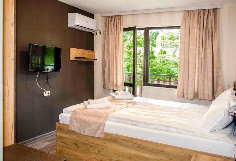 Tryavna Lake Hotel & Spa