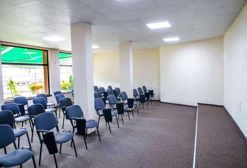 Tryavna Lake Hotel & Spa