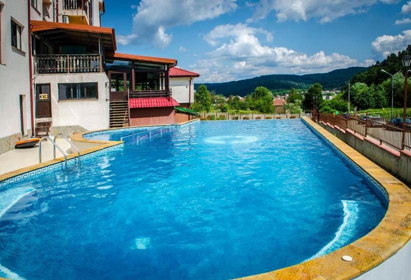 Tryavna Lake Hotel & Spa