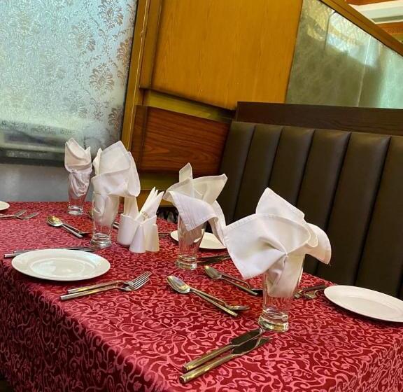 Grand Inn Hotel By Wanasa