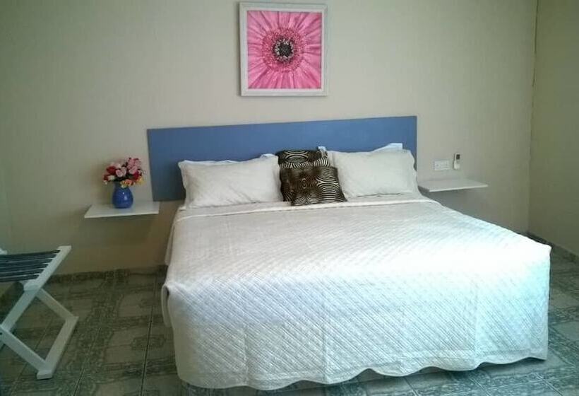 هتل Sindola Safari Lodge