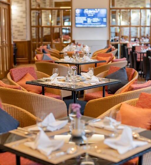 فندق The Empress Premier Chiang Mai   Sha Extra Plus